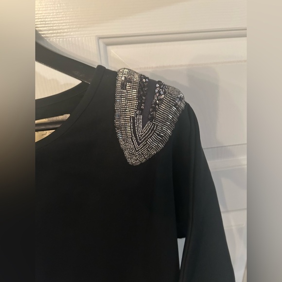 Elizabeth and James Black Tunic Dress in a size Medium - Picture 11 of 13